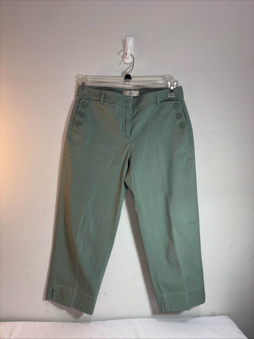 Talbots Sage Green Cropped Chinos. 921